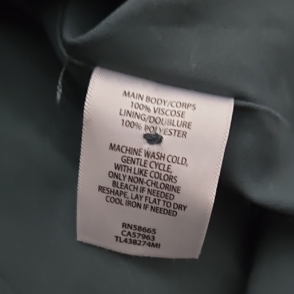 Leith Floral Green Maxi Dress Size Small - Picture 9 of 9